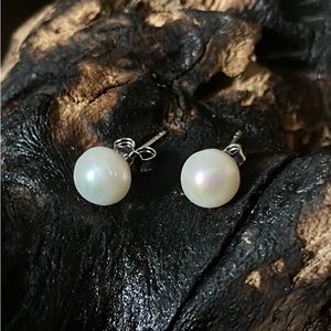 Freshwater Pearl Sterling Silver Solitaire Post Earrings